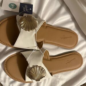 White and Gold universal thread Sandals